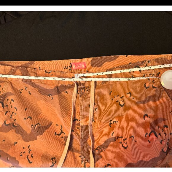 Mother Coral Camo Cargo Pants SZ: 33 - Picture 8 of 10